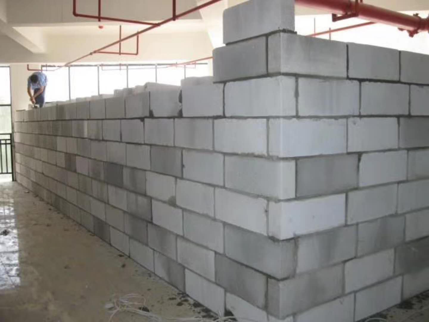 诏安蒸压加气混凝土砌块承重墙静力和抗震性能的研究